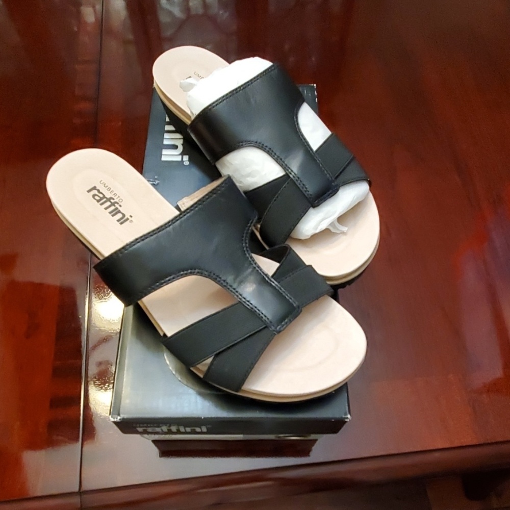 Umberto Raffini sandals